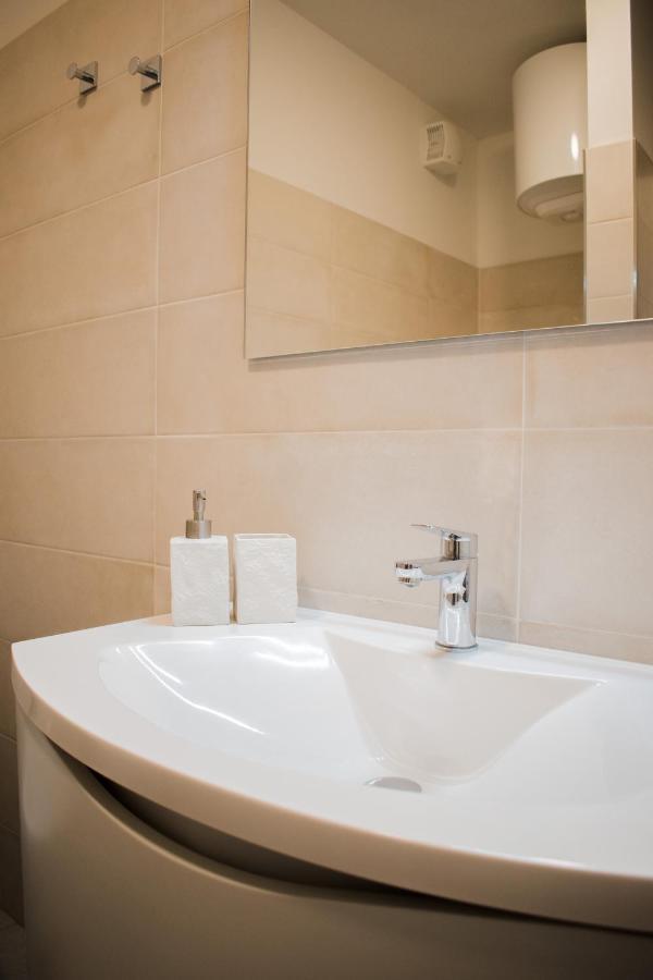Ca Rita Apartments مالتشيزينيه المظهر الخارجي الصورة